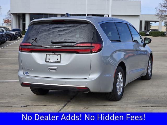 new 2026 Chrysler Pacifica car, priced at $40,393