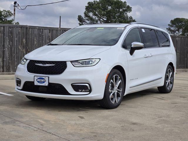 new 2026 Chrysler Pacifica car, priced at $51,439