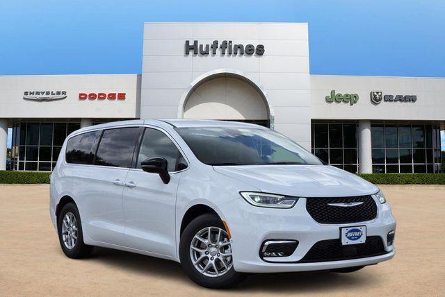 new 2026 Chrysler Pacifica car, priced at $42,721