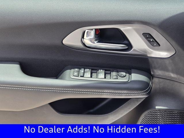 new 2026 Chrysler Pacifica car, priced at $39,898