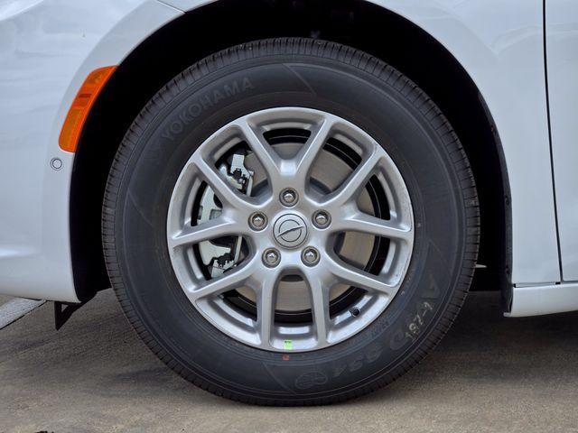 new 2026 Chrysler Pacifica car, priced at $38,457