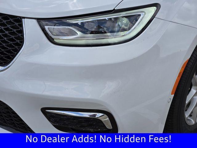 new 2026 Chrysler Pacifica car, priced at $39,898