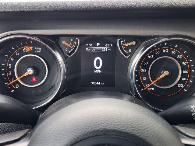 used 2022 Jeep Wrangler Unlimited car, priced at $27,116