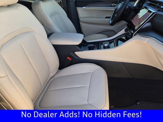 new 2025 Jeep Grand Cherokee L car, priced at $43,172