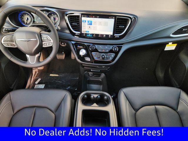 new 2026 Chrysler Pacifica car, priced at $39,387
