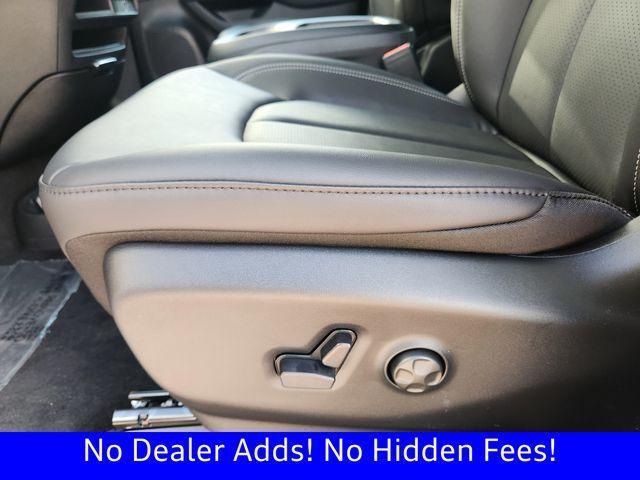 new 2026 Chrysler Pacifica car, priced at $39,387