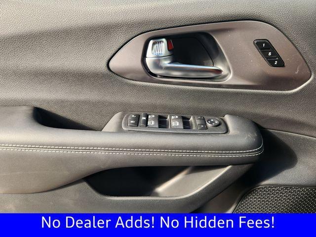 new 2026 Chrysler Pacifica car, priced at $39,387