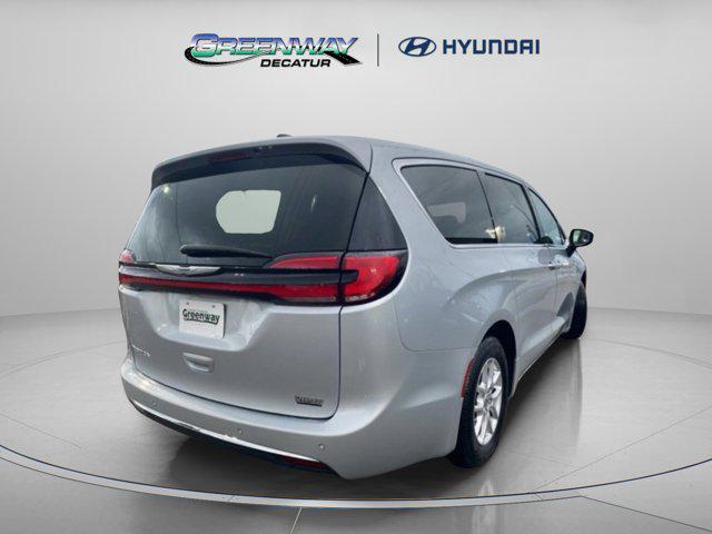 used 2023 Chrysler Pacifica car, priced at $23,065