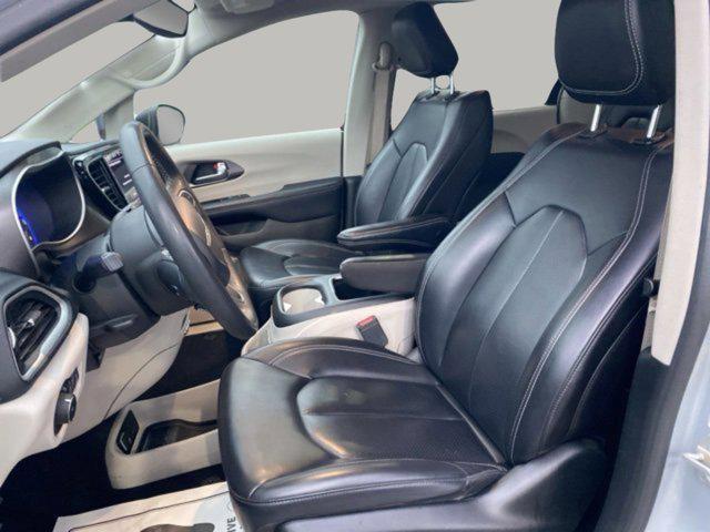 used 2023 Chrysler Pacifica car, priced at $23,065