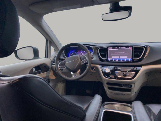 used 2023 Chrysler Pacifica car, priced at $23,065