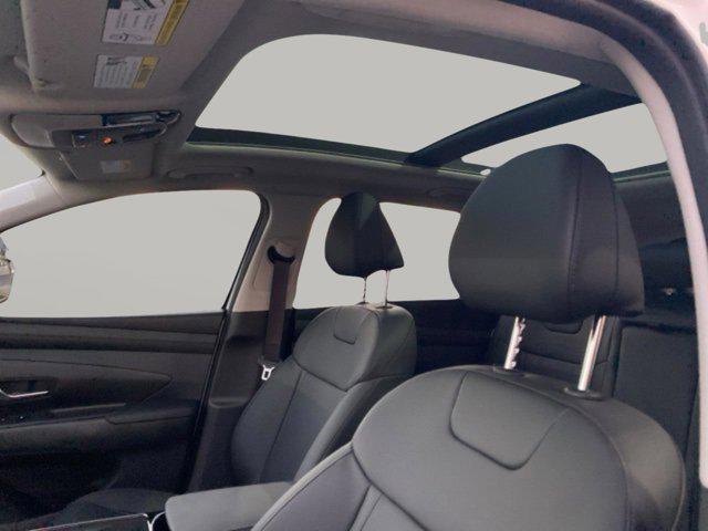 new 2025 Hyundai TUCSON Hybrid car, priced at $37,784