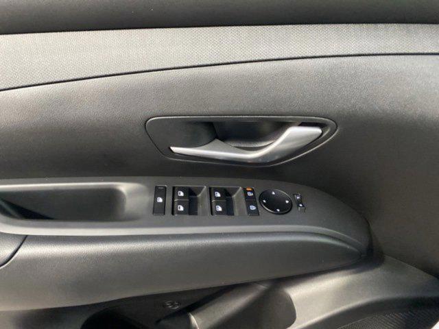 new 2025 Hyundai TUCSON Hybrid car, priced at $37,784