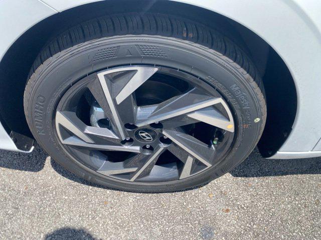 new 2025 Hyundai Elantra car, priced at $24,290