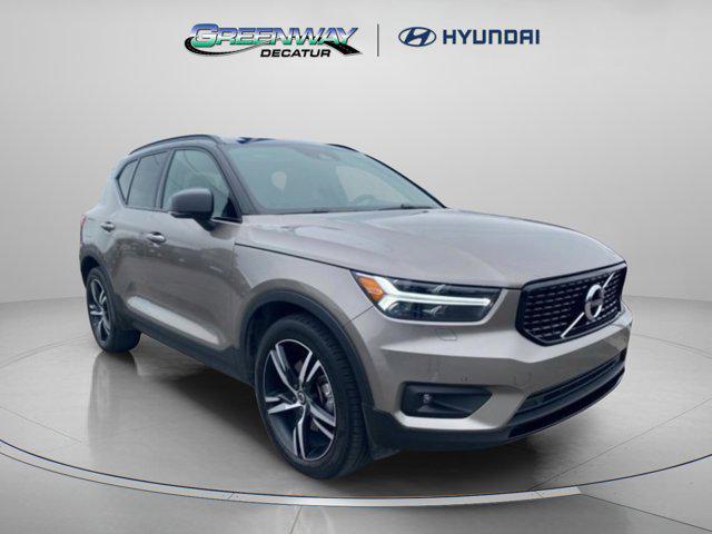 used 2022 Volvo XC40 car, priced at $25,868