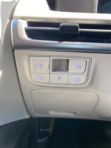 new 2025 Hyundai TUCSON Hybrid car, priced at $37,345