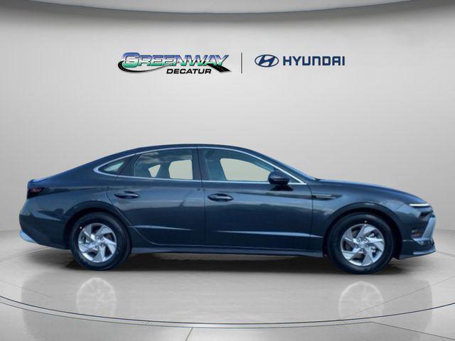 new 2026 Hyundai Sonata car, priced at $26,154