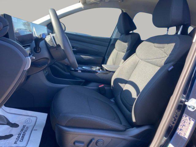new 2026 Hyundai TUCSON Hybrid car, priced at $31,992
