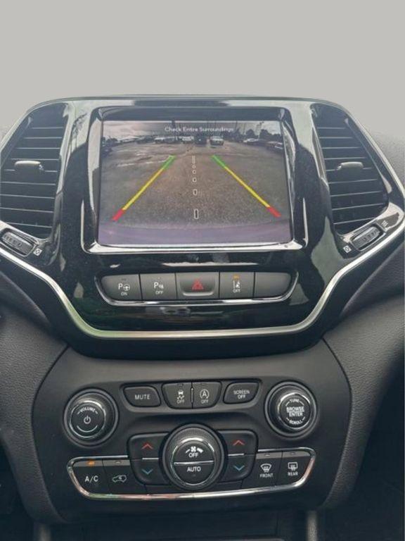 used 2021 Jeep Cherokee car, priced at $22,686