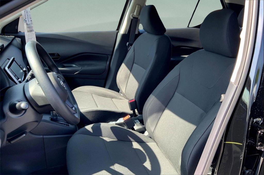 new 2025 Nissan Kicks car, priced at $22,236