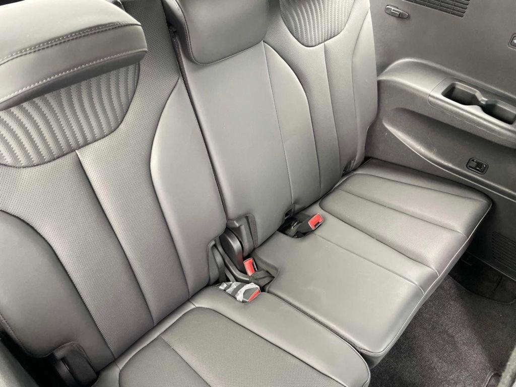 used 2025 Hyundai Palisade car, priced at $44,877