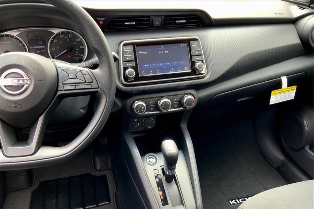new 2025 Nissan Kicks car, priced at $22,260