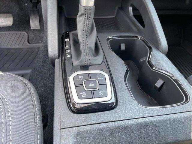 new 2026 Nissan Frontier car, priced at $40,262