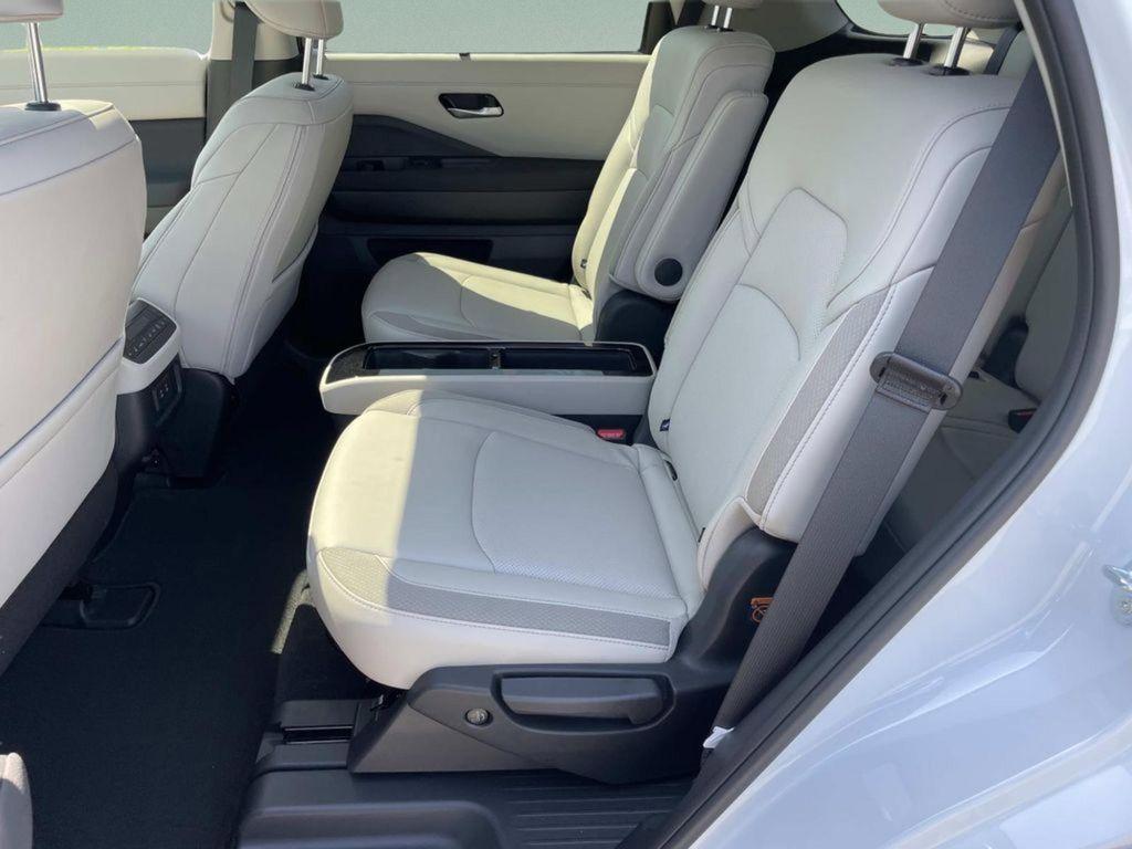 new 2026 Nissan Pathfinder car, priced at $44,563
