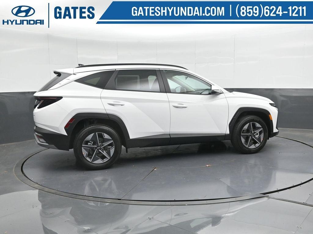 new 2026 Hyundai Tucson car, priced at $33,998
