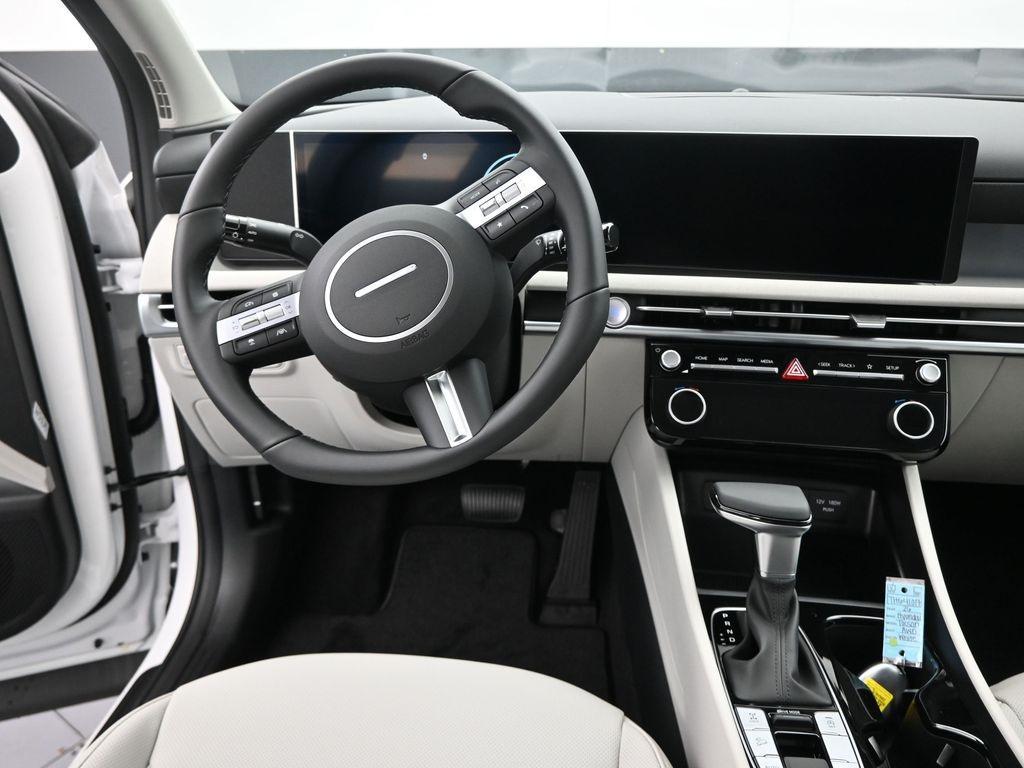 new 2026 Hyundai Tucson car, priced at $33,998