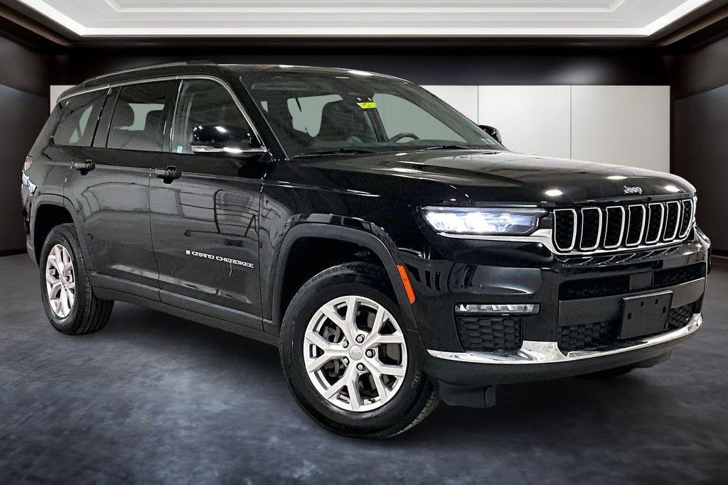 used 2022 Jeep Grand Cherokee L car, priced at $27,848