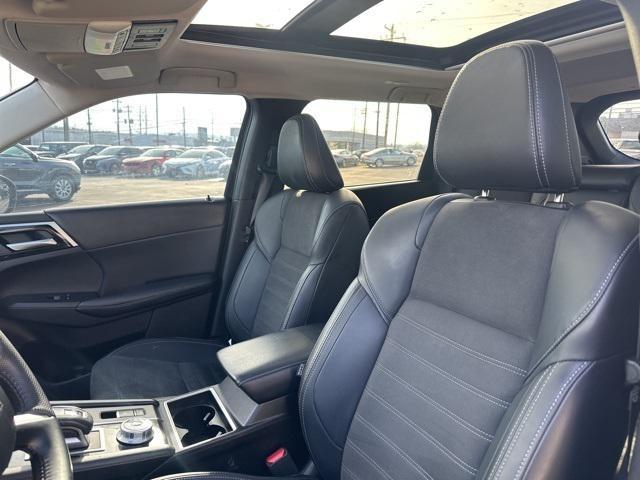 used 2023 Mitsubishi Outlander PHEV car, priced at $28,900