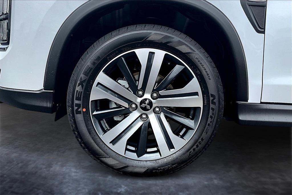 new 2025 Mitsubishi Outlander Sport car, priced at $26,815