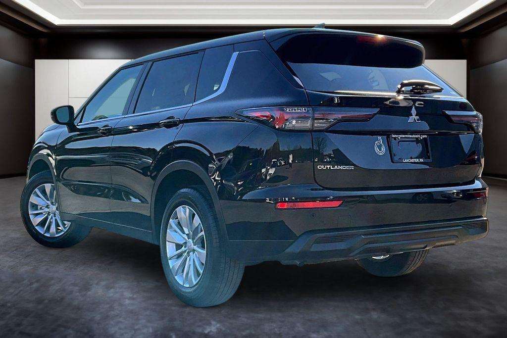 new 2026 Mitsubishi Outlander car, priced at $30,130