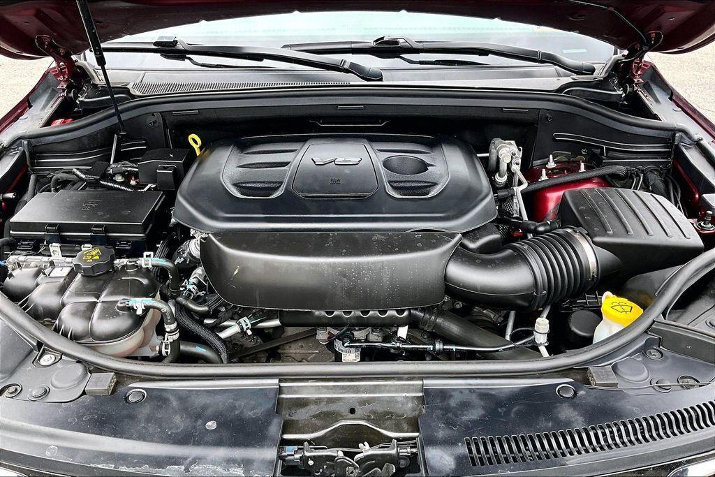 used 2021 Jeep Grand Cherokee car, priced at $22,104