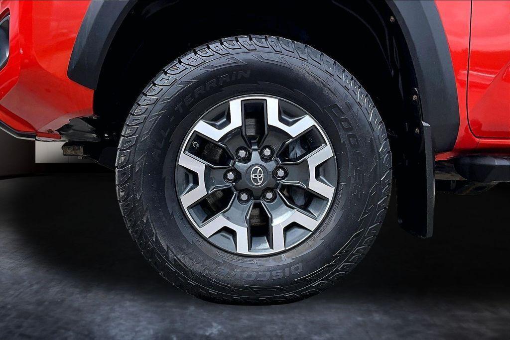 used 2018 Toyota Tacoma car, priced at $30,376