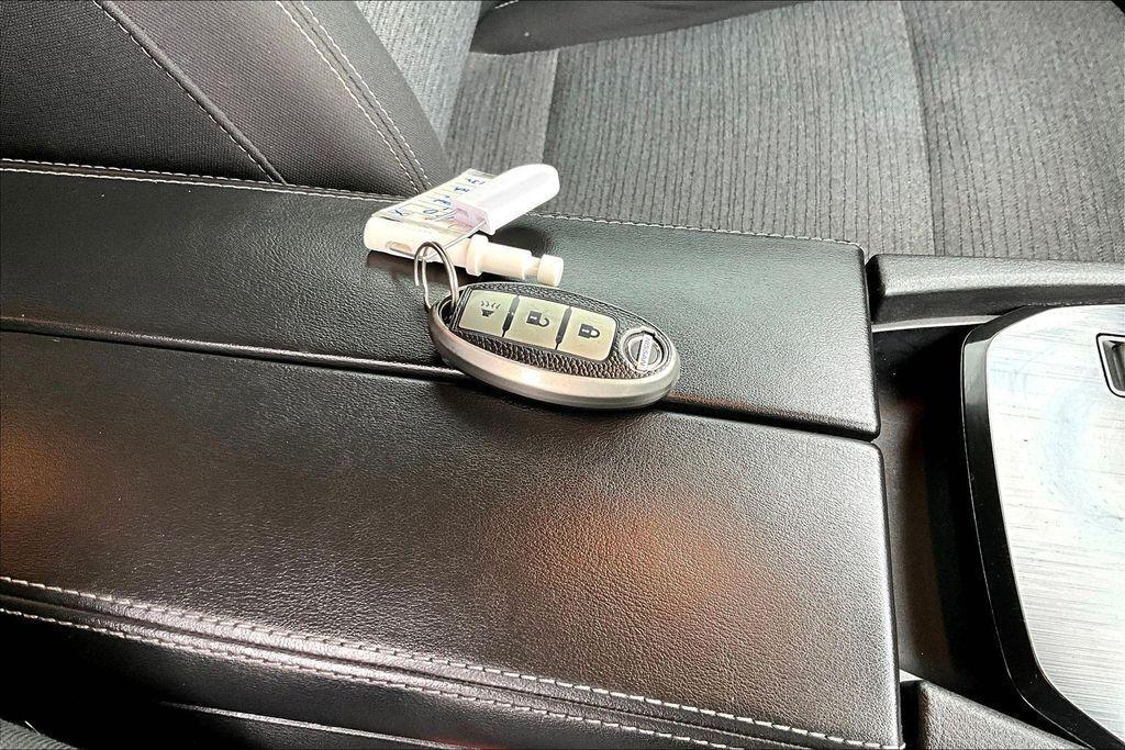 used 2021 Nissan Rogue car, priced at $16,152