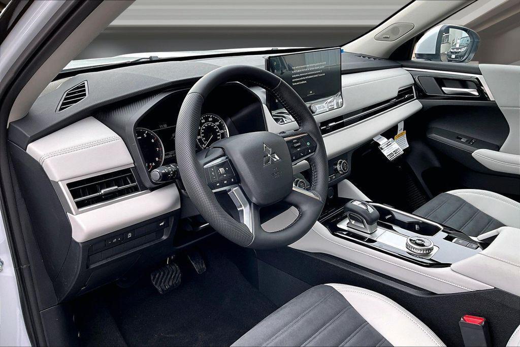 new 2026 Mitsubishi Outlander car, priced at $34,720
