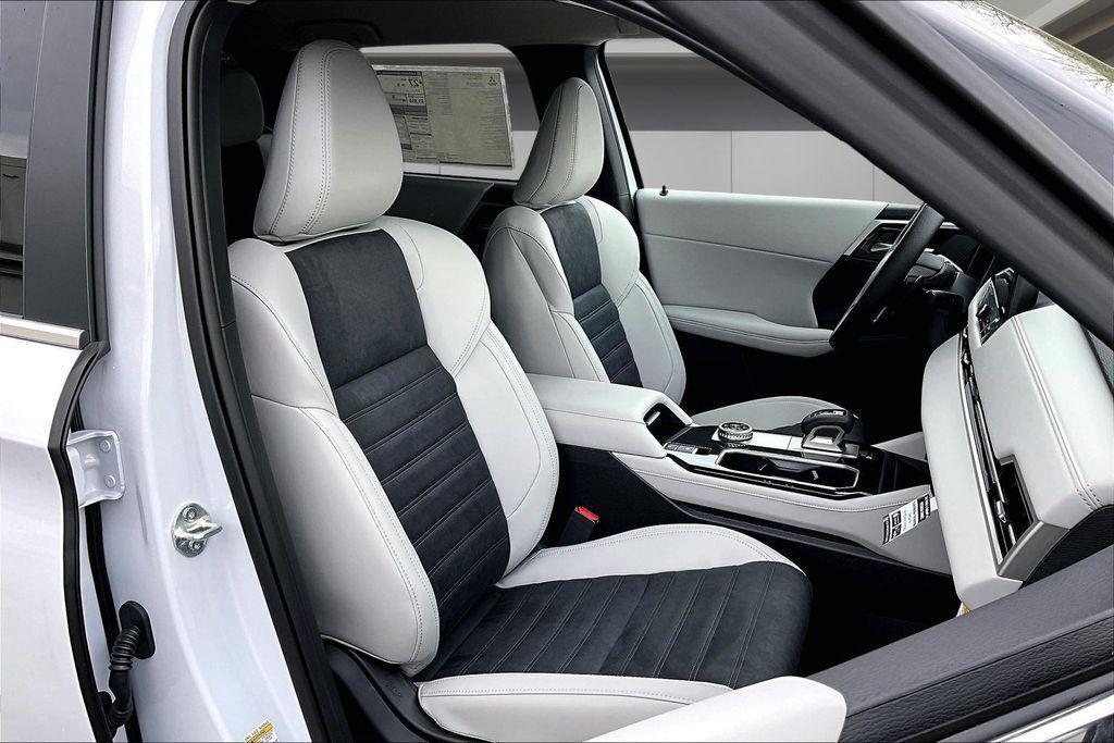 new 2026 Mitsubishi Outlander car, priced at $34,720