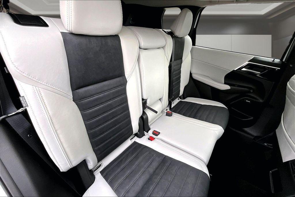 new 2026 Mitsubishi Outlander car, priced at $34,720