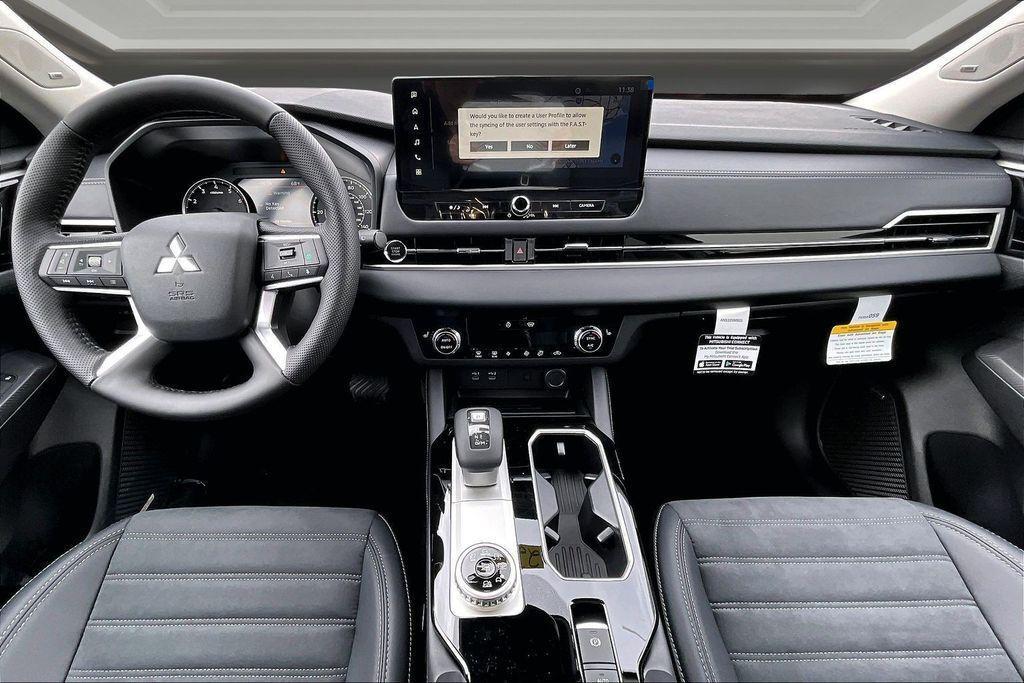 new 2026 Mitsubishi Outlander car, priced at $37,405