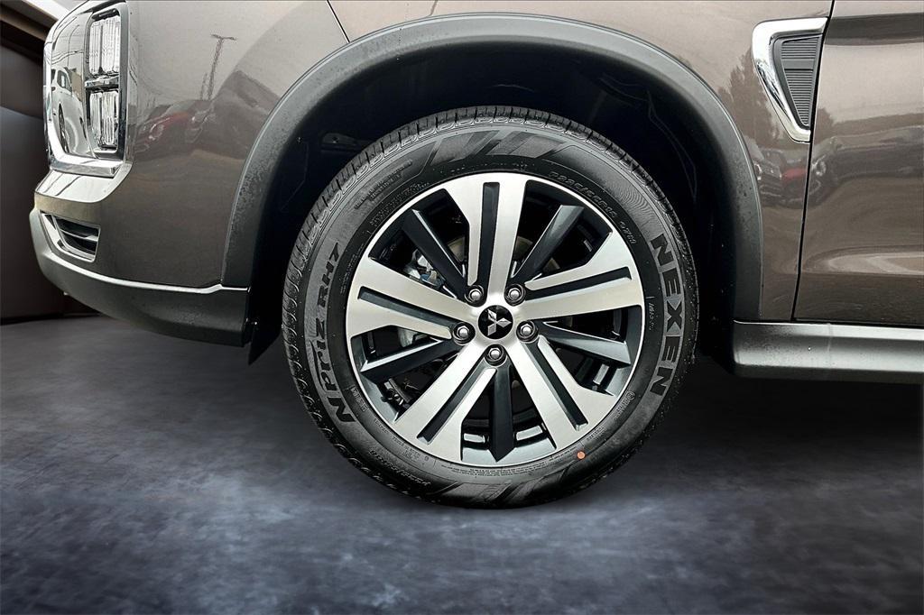 new 2025 Mitsubishi Outlander Sport car, priced at $28,475