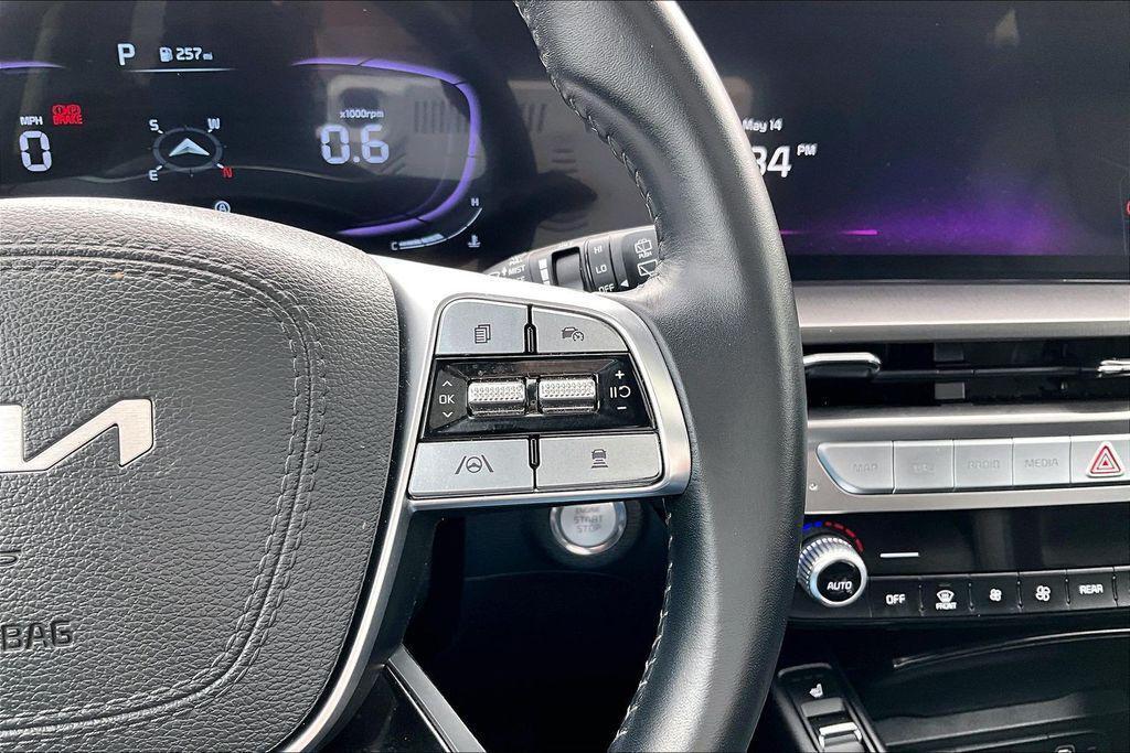 used 2025 Kia Telluride car, priced at $34,530