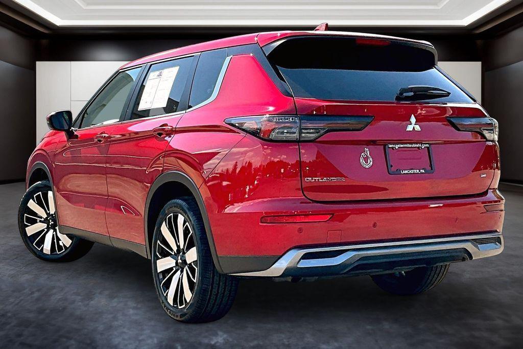 used 2025 Mitsubishi Outlander car, priced at $25,513