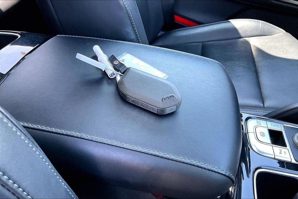 used 2025 Kia Telluride car, priced at $31,973