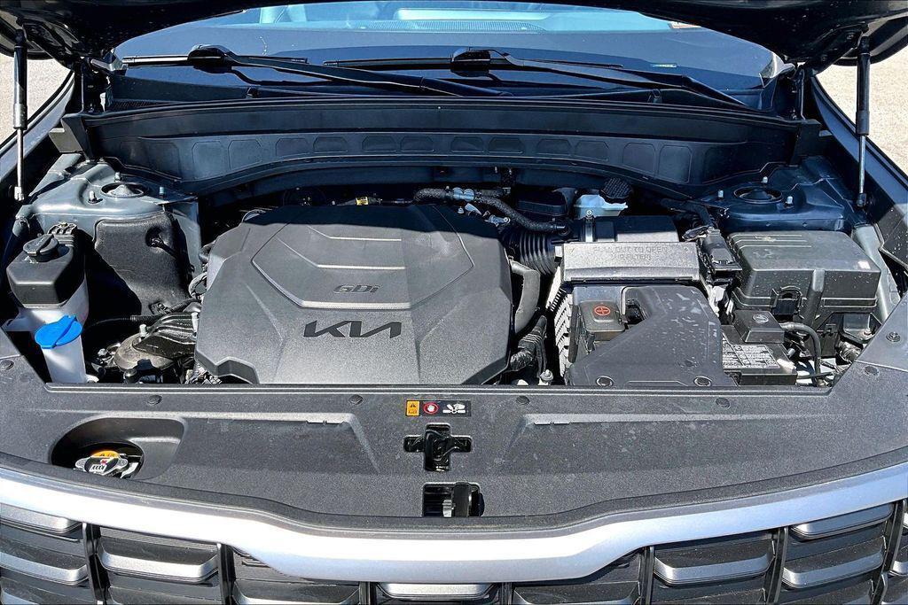 used 2025 Kia Telluride car, priced at $31,973