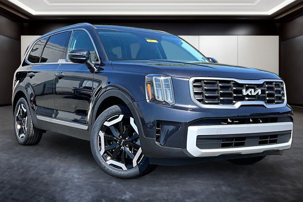 used 2025 Kia Telluride car, priced at $31,973