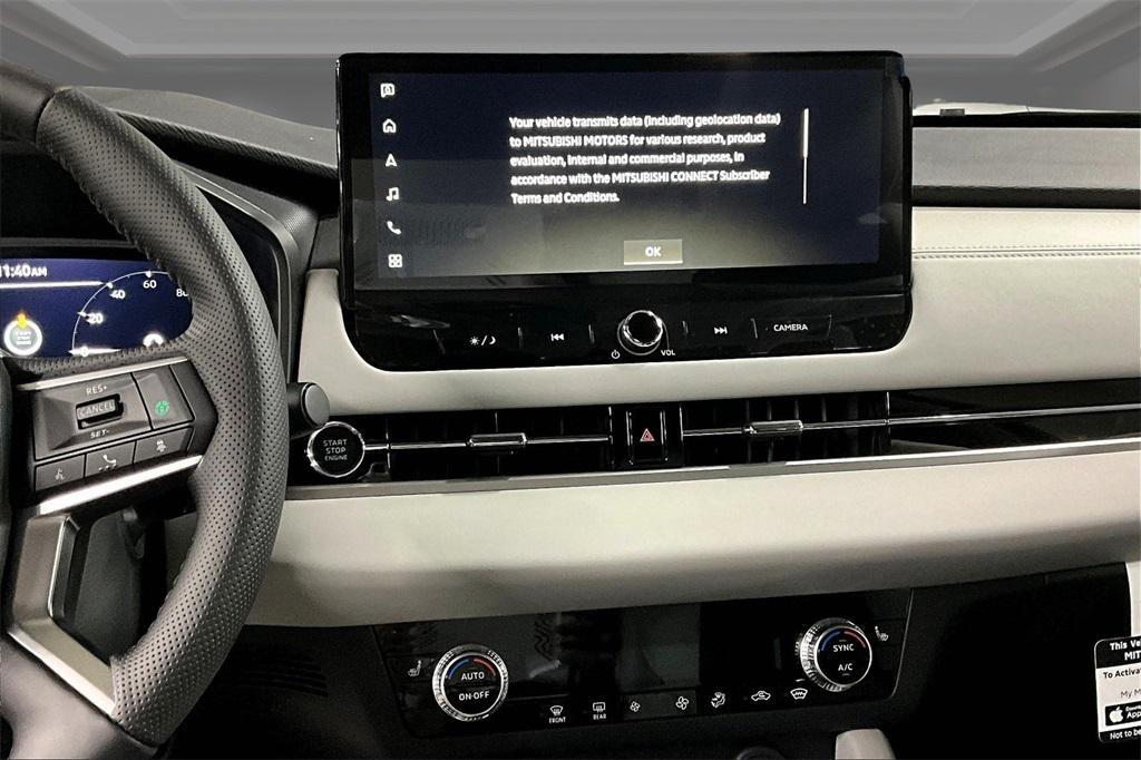 new 2025 Mitsubishi Outlander car, priced at $33,965