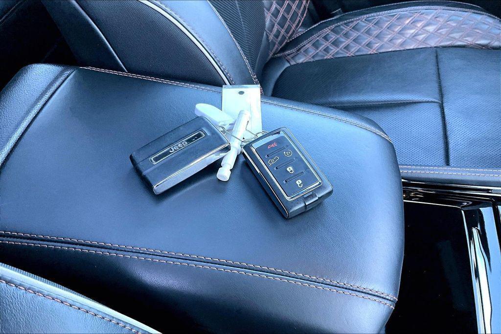 used 2023 Jeep Grand Cherokee 4xe car, priced at $33,747