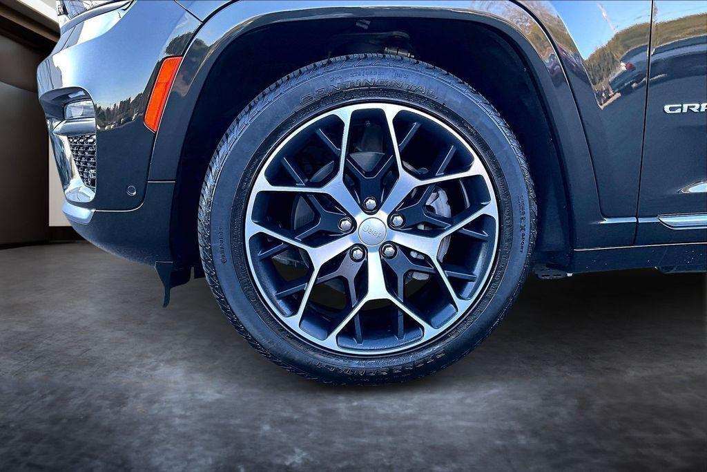 used 2023 Jeep Grand Cherokee 4xe car, priced at $33,747