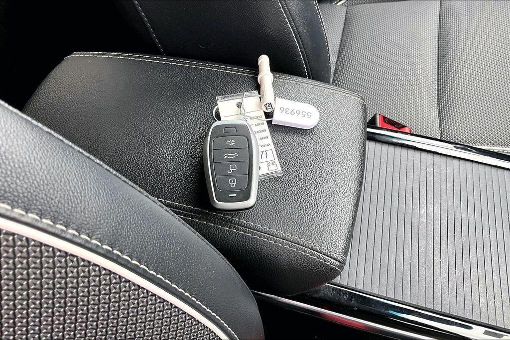 used 2020 Kia Niro EV car, priced at $17,360